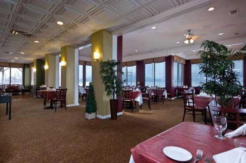 Wyndham Garden Lake Guntersville Restaurant photo