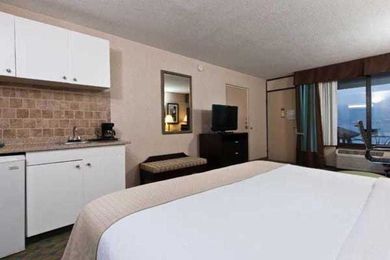 Wyndham Garden Lake Guntersville Exterior photo