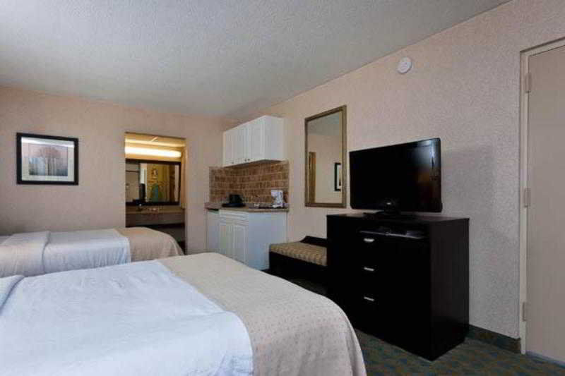 Wyndham Garden Lake Guntersville Exterior photo